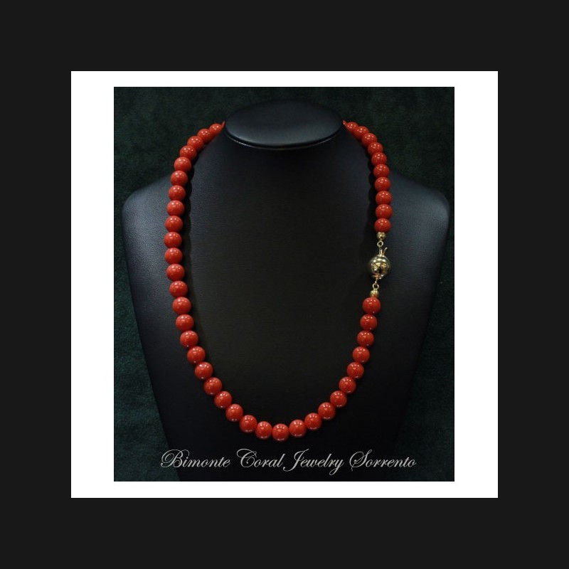 "From 8  mm to 9 mm" Red Italian Coral Necklace