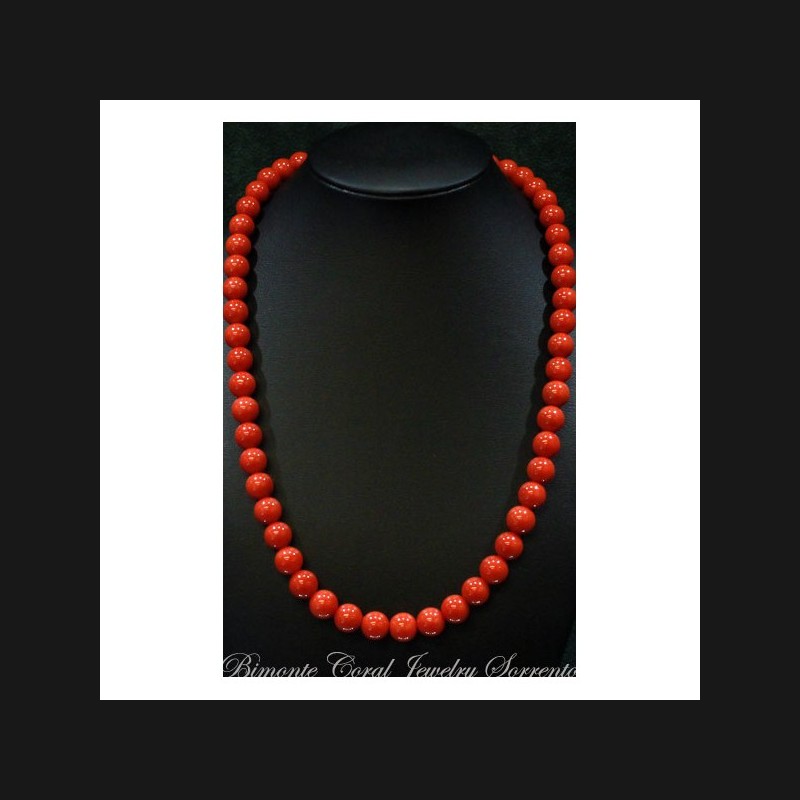 "From 8  mm to 9 mm" Red Italian Coral Necklace