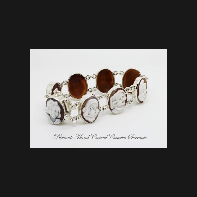 "SnowWhite and the Seven Dwarfs" Cameo Bracelet