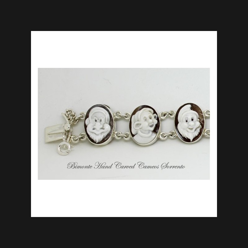 "SnowWhite and the Seven Dwarfs" Cameo Bracelet