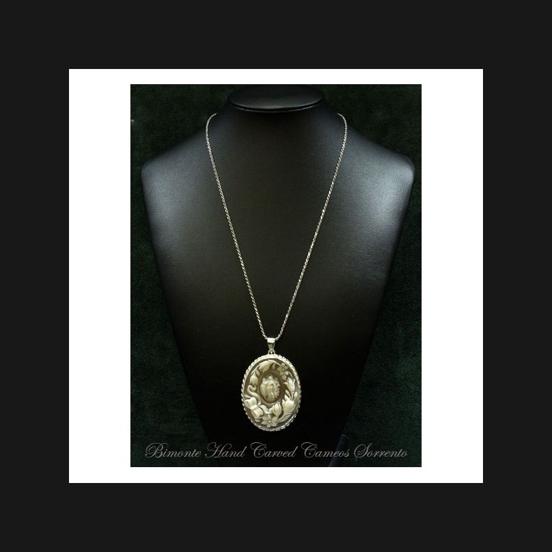 "The Botticelli's Three Graces" Cameo Necklace