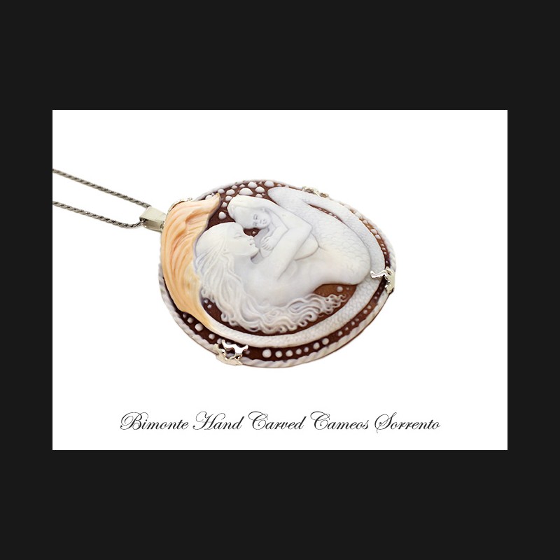 ''Sirena'' Cameo Necklace