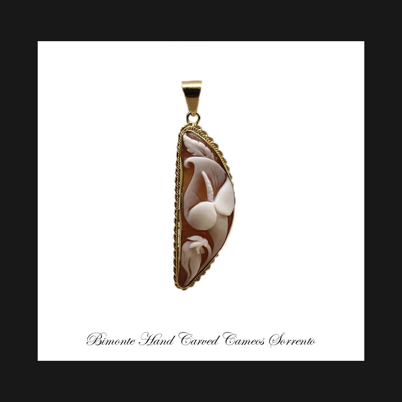 ''Calla Flower'' Cameo Pendant