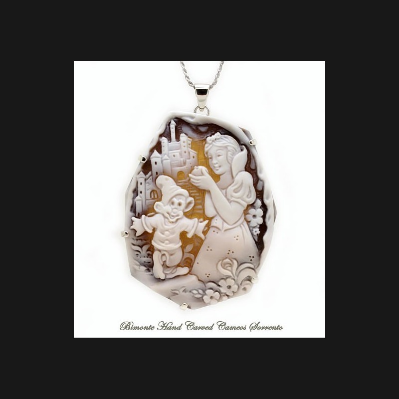 "SnowWhite" Cameo Necklace