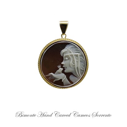 ''The Princess and The Frog'' Cameo Pendant