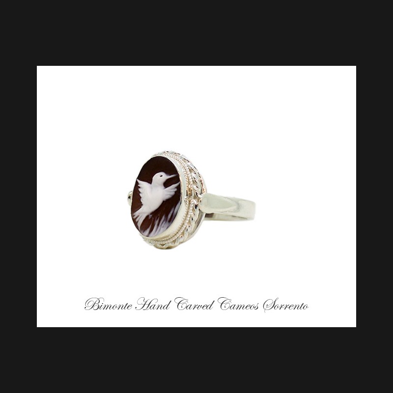 ''Hummingbird'' Cameo Ring