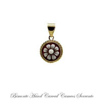 ''Daisy'' Cameo Pendant