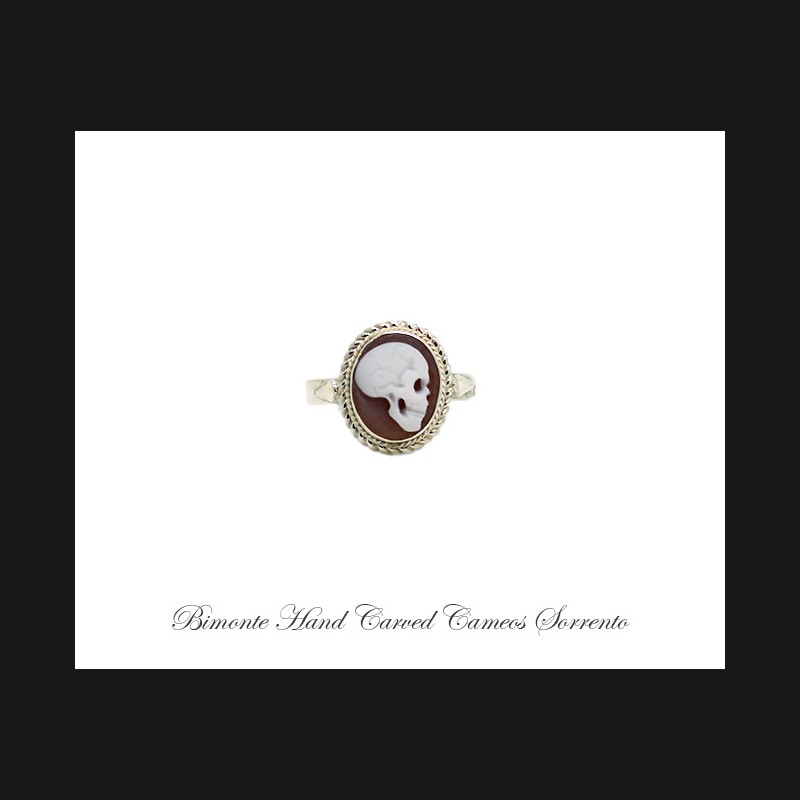 ''Memento Mori'' Cameo Ring