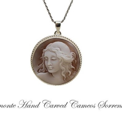 "La Scapigliata"Cameo Necklace