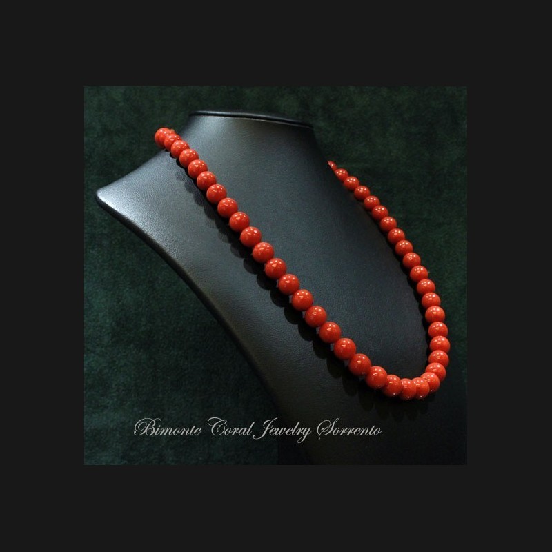 "From 8  mm to 9 mm" Red Italian Coral Necklace