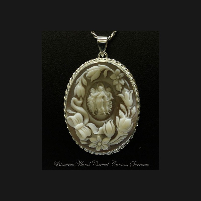 "The Botticelli's Three Graces" Cameo Necklace