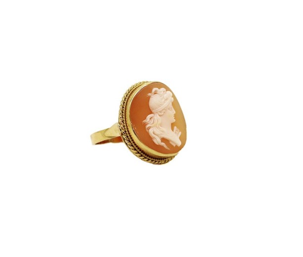 Gold Cameo Rings
